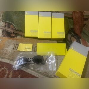 Lot of 4 MOSANANA Women’s Sunglasses Retro “Gold” Frames Oval Dark Lens MS52364